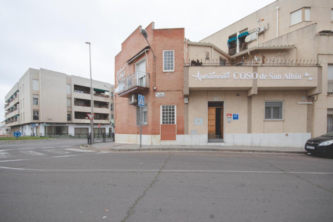 Apartamentos Coso De San Albin Merida Exterior photo