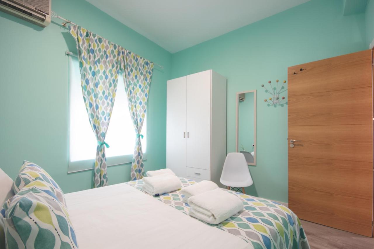 Apartamentos Coso De San Albin Merida Exterior photo